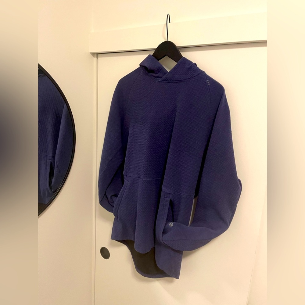 Lululemon Men’s At-Ease Hoodie *Large* Navy Blue *Used